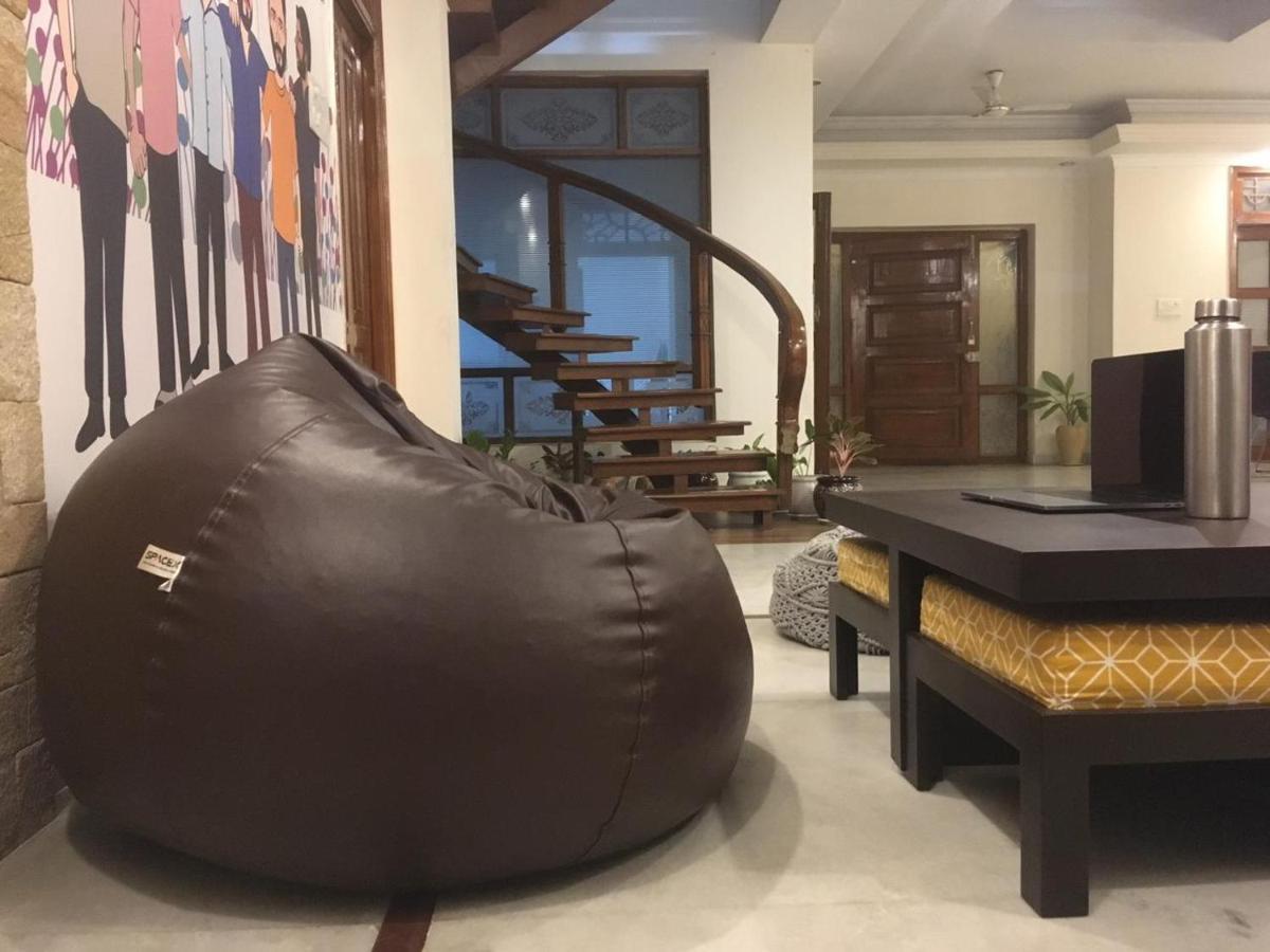 Hostel Nomads Nest Hyderabad Exterior foto