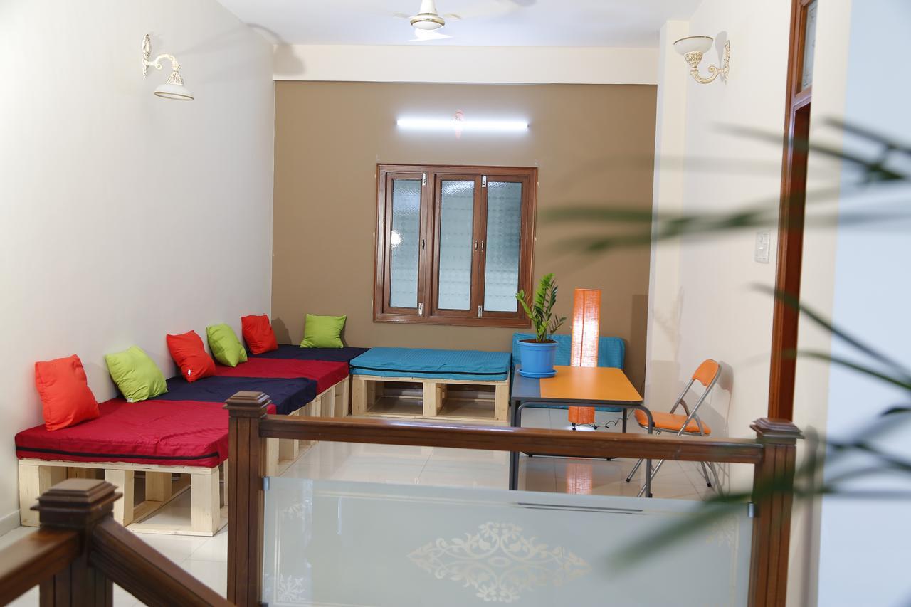 Hostel Nomads Nest Hyderabad Exterior foto