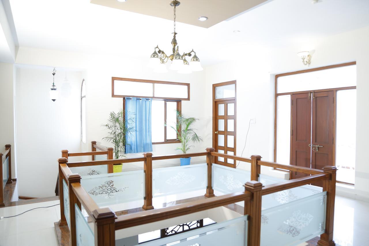 Hostel Nomads Nest Hyderabad Exterior foto